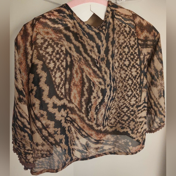 Sheer Shoulder Cover Cropped Cardigan - Picture 6 of 7